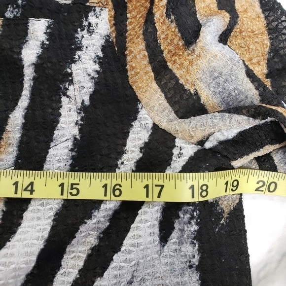 Southern Lady Animal Print Semi Sheer Jacket Shirt VGUC - Picture 11 of 12